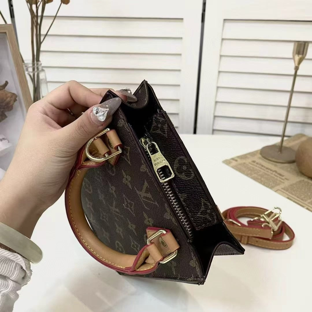 Fashionable keychains / hangings L-003